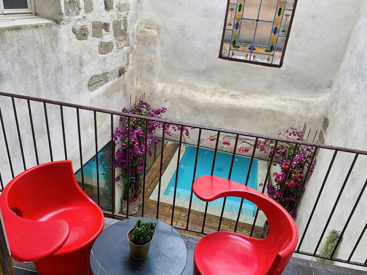 Palais Aoma, Hotel Particulier De Luxe En Provence L'Isle-sur-la-Sorgue Exterior photo